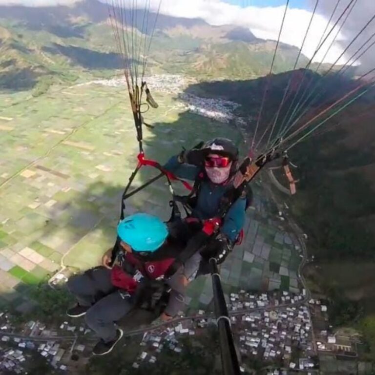 Sembalun paragliding 3
